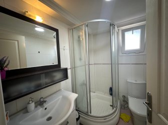 GÜLLÜK'TE MARİNAYA SIFIR GENİŞ 2+1 DAİRE