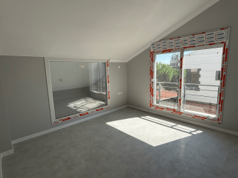 ÇANDARLI'DA DENİZE 250 METRE HARİKA VİLLA