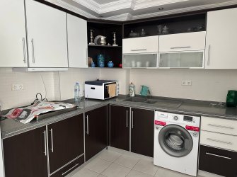 SILA EMLAK'TAN GÜLLÜK'TE HAVUZLU SİTE İÇERİSİNDE 2+1