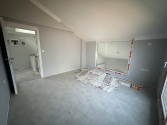 ÇANDARLI'DA DENİZE 250 METRE HARİKA VİLLA