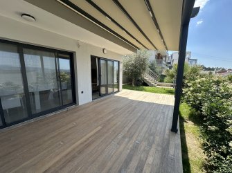 GÜLLÜK'TE MODERN DENİZ MANZARALI BAHÇELİ SATILIK LÜKS DUBLEKS!