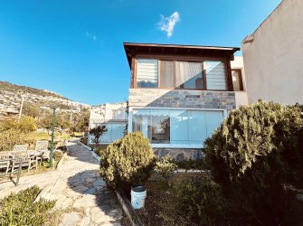 BODRUM GÜMÜŞLÜK'TE FIRSAT DENİZ MANZARALI MÜSTAKİL EV