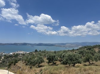 FIRSAT!!! GÜLLÜK'TE DENİZ MANZARALI HAVUZLU SİTEDE KAÇMAZ DAİRE