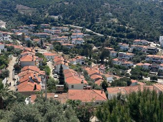 TERASLI MANZARALI DOĞAYLA İÇ İÇE SATILIK 3+1 VİLLA