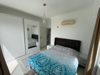 SİTE İÇERİSİNDE DENİZ MANZARALI 2+1 DAİRE