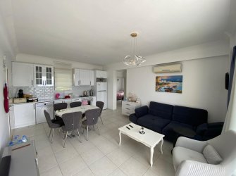 SİTE İÇERİSİNDE DENİZ MANZARALI 2+1 DAİRE