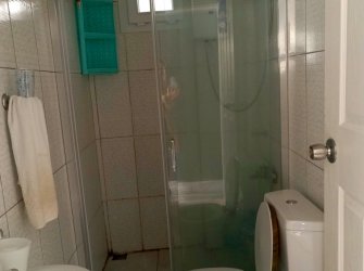 GÜLLÜK'TE BALKONLU 1+1 SATILIK DAİRE