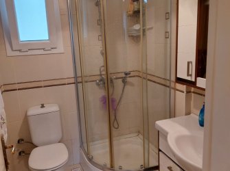 GÜLLÜK'TE HAVUZLU SİTE İÇERİSİNDE FULL DENİZ MANZARALI 2+1 SATILIK DAİRE