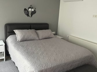GÜLLÜK'TE ASANSÖRLÜ, DENİZ MANZARALI, FERAH SATILIK 3+1 DAİRE 