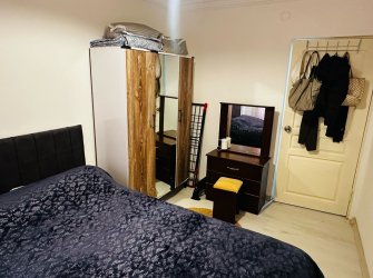 SILA EMLAK'TAN GÜLLÜK ÇARŞI MEKREZDE SATILIK 2+1 DAİRE