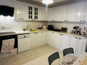 SILA EMLAK'TAN GÜLLÜK ÇARŞI MEKREZDE SATILIK 2+1 DAİRE