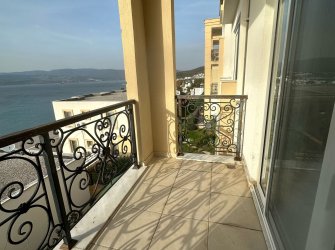 GÜLLÜK'TE HAVUZLU SİTE İÇERİSİNDE DENİZ MANZARALI 2+1 DAİRE