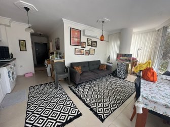 SILA EMLAKTAN GÜLLÜK MERKEZDE 2+1 BAHÇE KULLANIMLI SATILIK DAİRE