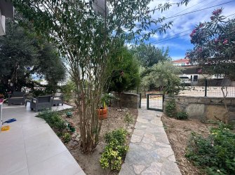 SILA EMLAKTAN GÜLLÜK MERKEZDE 2+1 BAHÇE KULLANIMLI SATILIK DAİRE