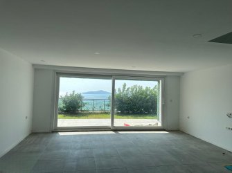 EŞSİZ MANZARASIYLA HAVUZLU SİTEDE 3+1 BAHÇE KATI DUBLEKS DAİRE