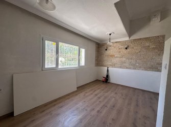 TERASLI MANZARALI DOĞAYLA İÇ İÇE SATILIK 3+1 VİLLA