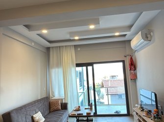 GÜLLÜK MERKEZİ KONUMDA EŞYALI 1+1 DAİRE