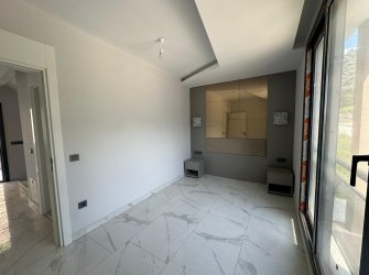 DENİZ MANZARALI TRİPLEKS ÖZEL HAVUZLU VİLLA