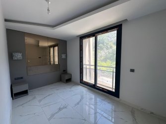 DENİZ MANZARALI TRİPLEKS ÖZEL HAVUZLU VİLLA