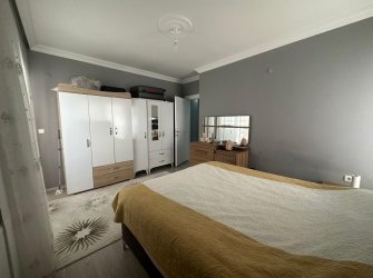 GÜLLÜK MERKEZİ KONUMDA 2+1 SATILIK GENİŞ DAİRE